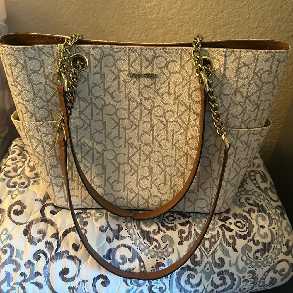 Like new Calvin Klein bag